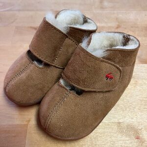 EUC See Kai Run Gender Neutral Boots- Camel- Warm Fur- Size 6